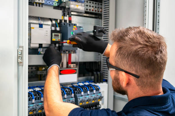 Best Circuit Breaker Repair  in Ephrata, WA